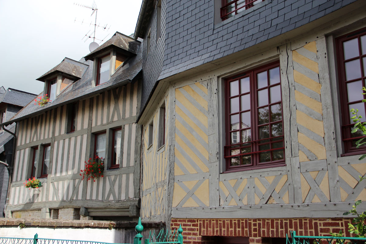 Maisons a pans de bois