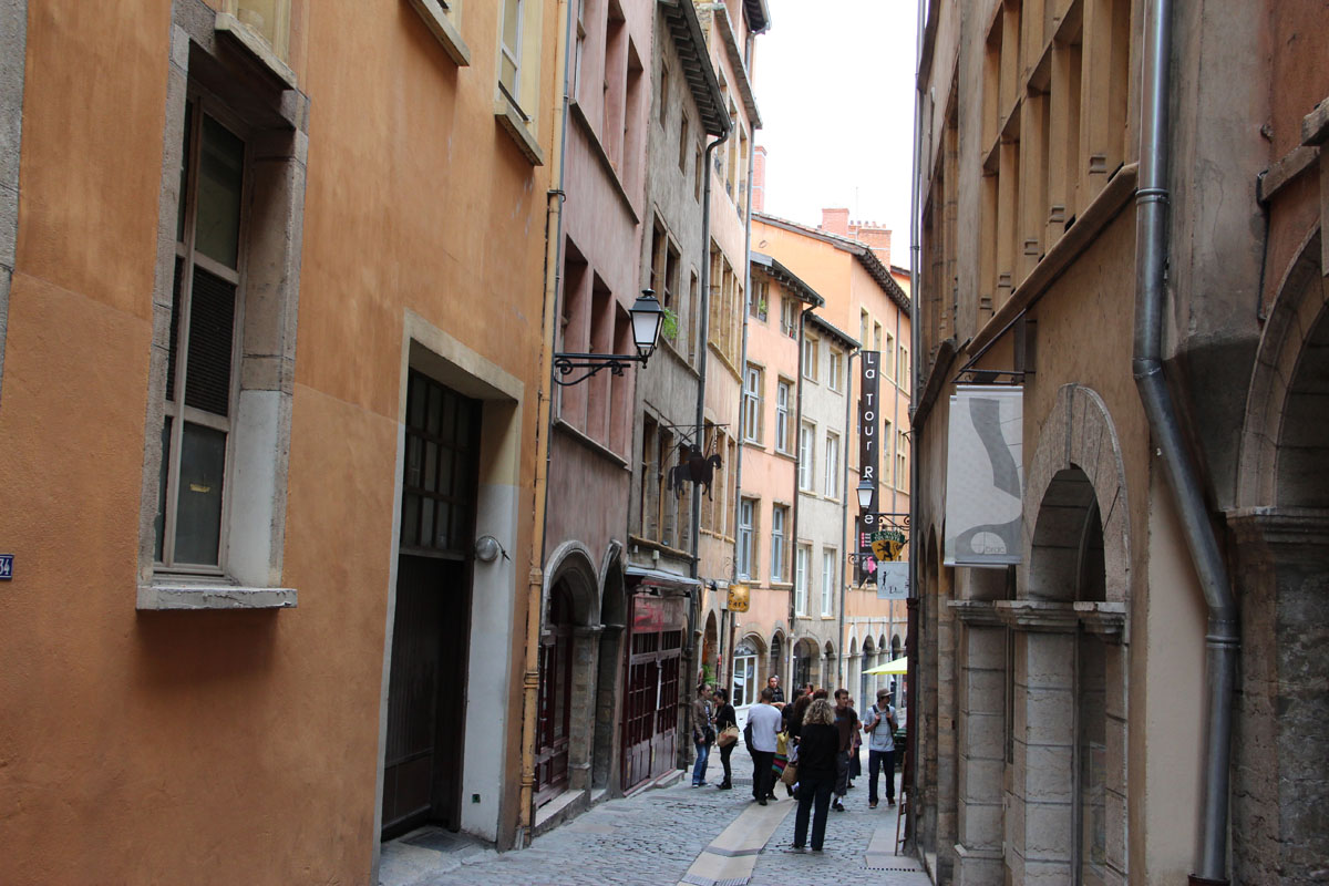 RUE_VIEUX_LYON