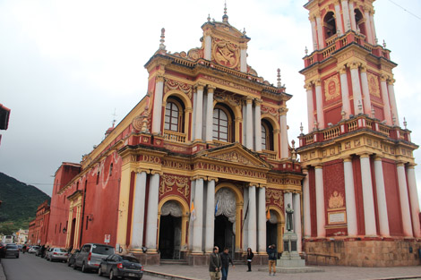 Salta église rouge