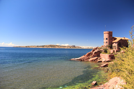 Le Castillo del Titicaca