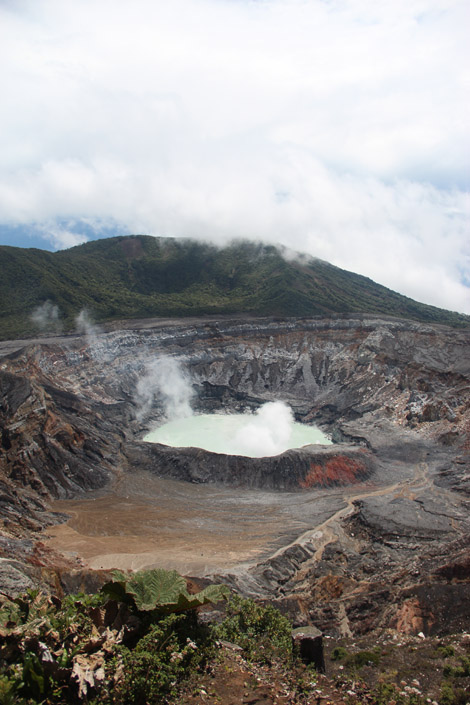 LE VOLCAN POAS