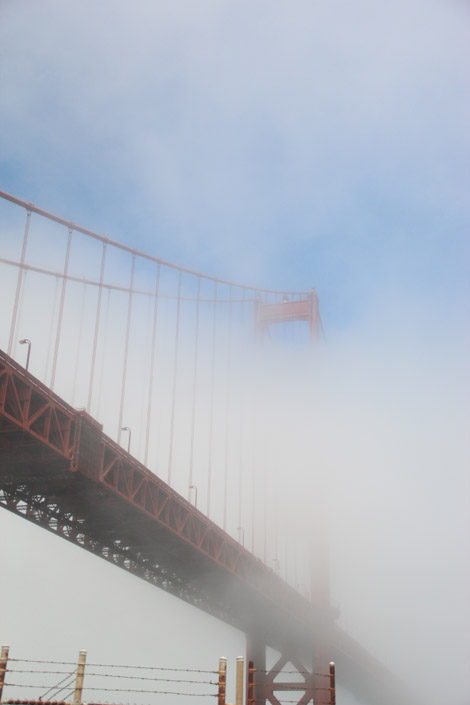 Un pont dans le vague