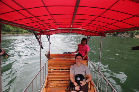 Bamboo boat sur la rivière Li