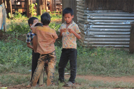 Enfants du Ratanakiri